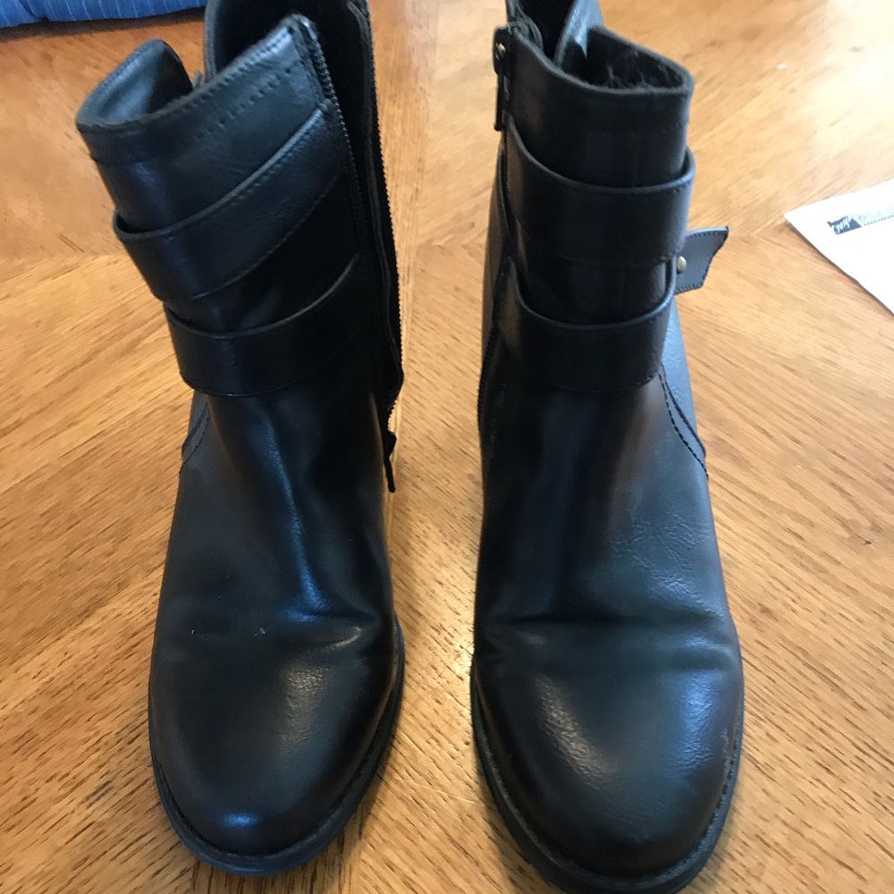 Naturalizer booties